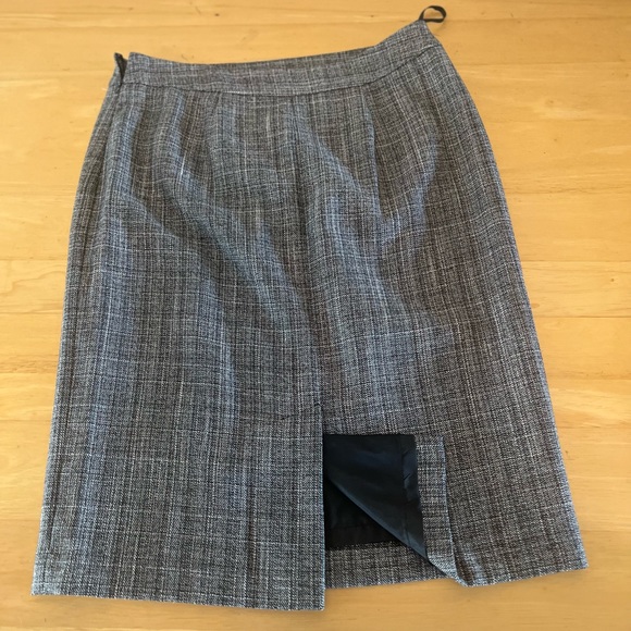 Nine West blazer and skirt set - Picture 6 of 7